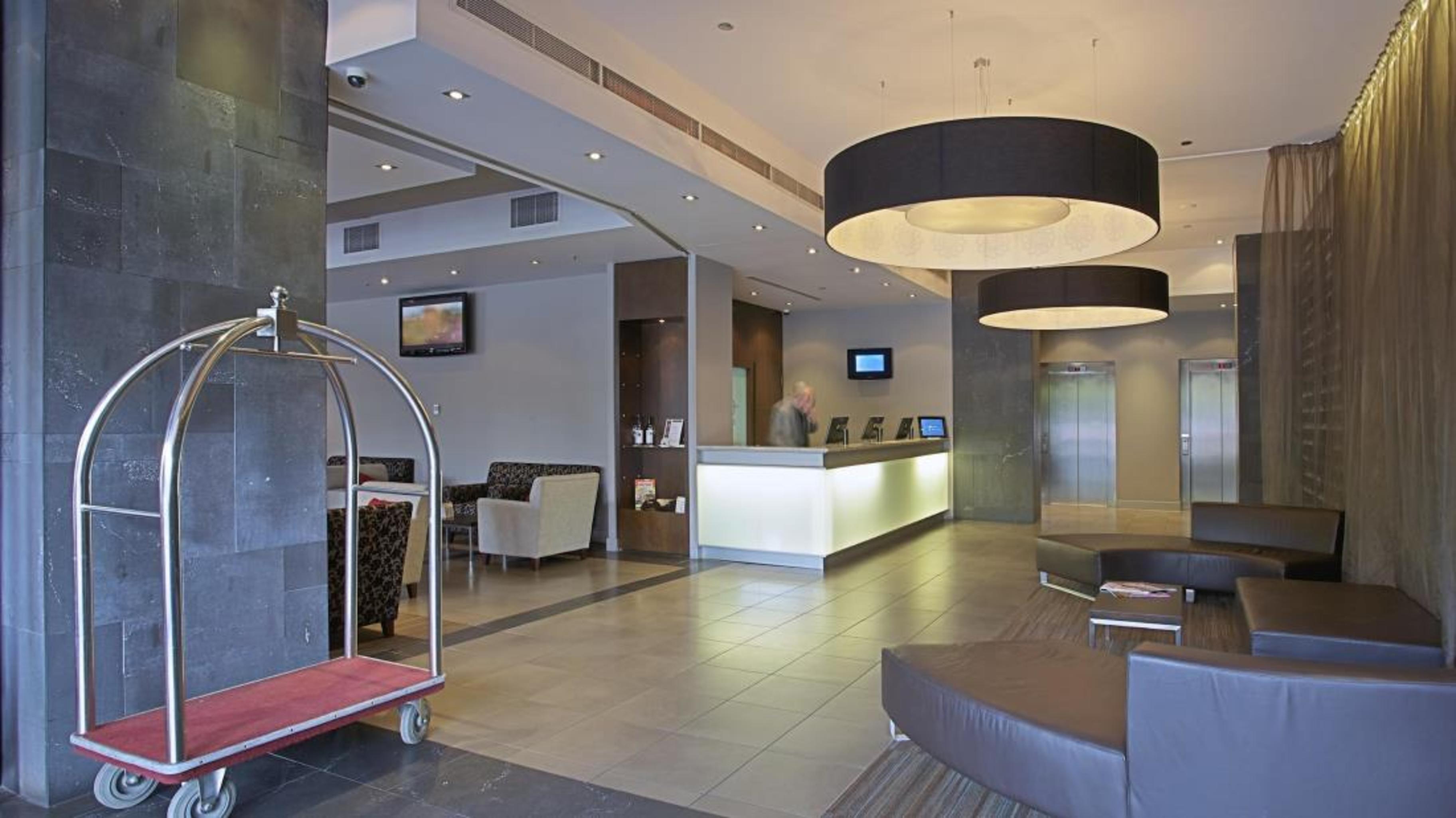 Hotel Mantra Hindmarsh Square Adelaida Exterior foto