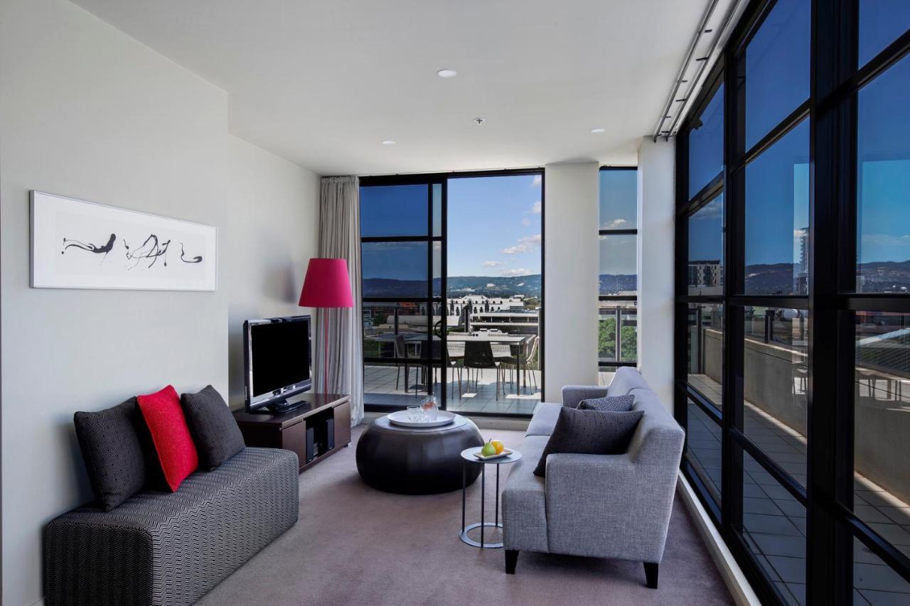 Hotel Mantra Hindmarsh Square Adelaida Exterior foto