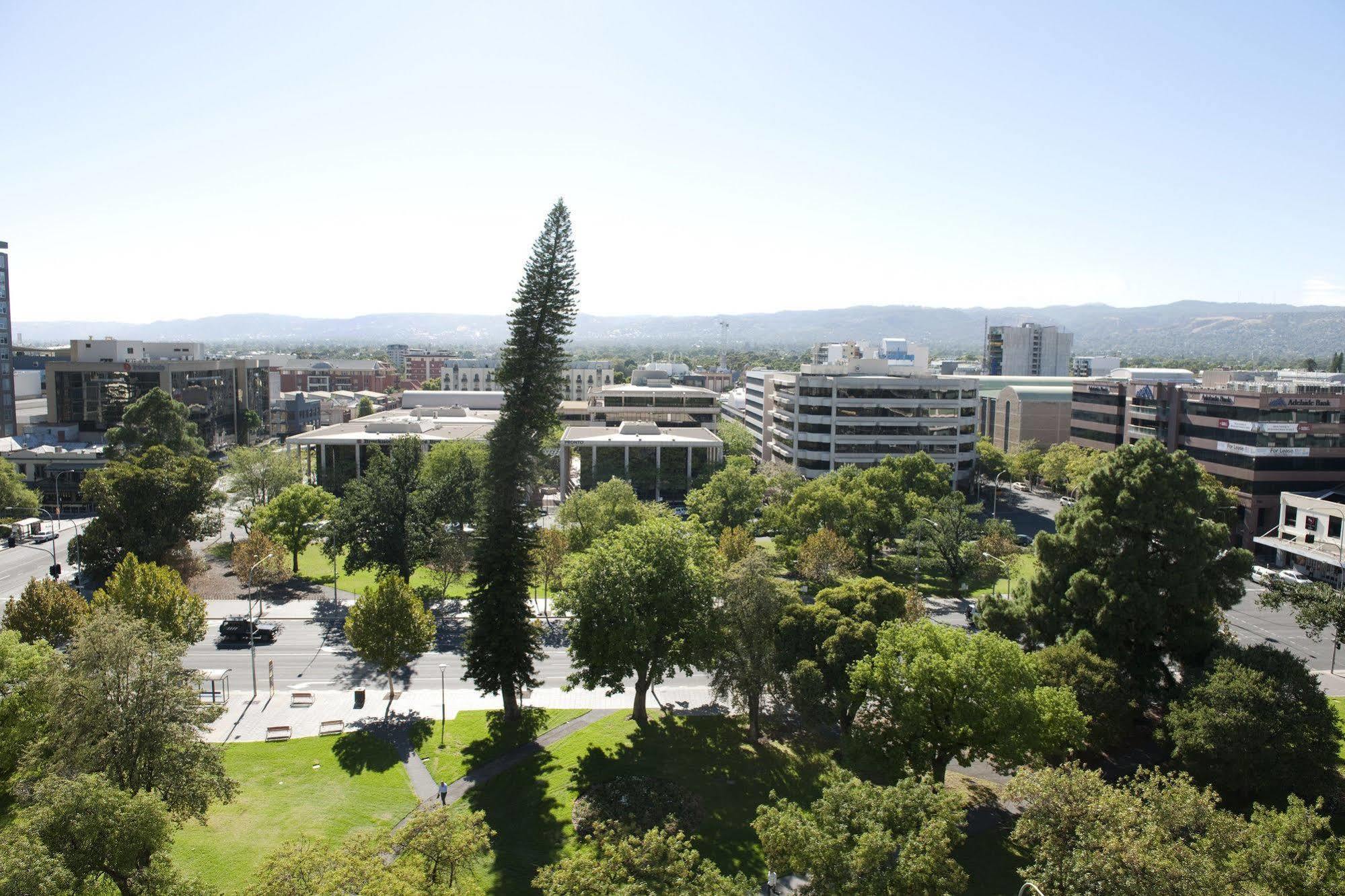 Hotel Mantra Hindmarsh Square Adelaida Exterior foto